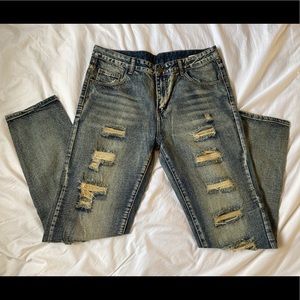 Men’s ripped jean pants